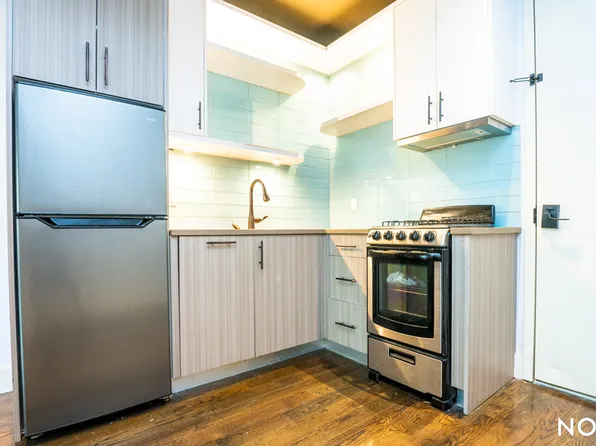 860 Macon Street image 4 of 13