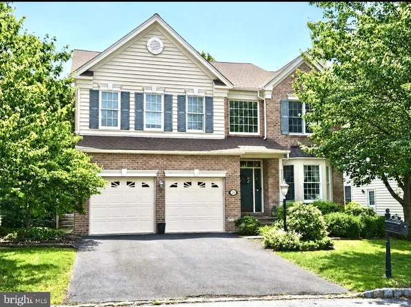 20 Quail Dr S, Phoenixville, PA 19460