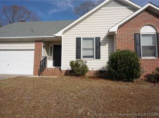 7112 Summerlin Dr, Fayetteville, NC 28306