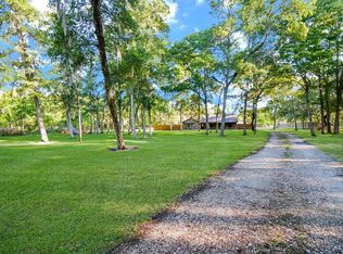 20210 Oak Forest Rd, Damon, TX 77430