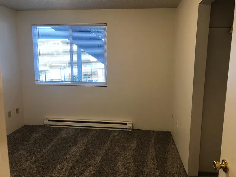 500 NE Maiden Ln #5 — Photo 7