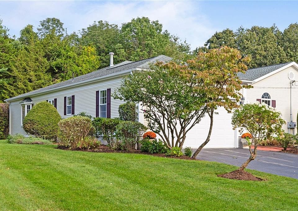 6 Orchard Meadows Dr, Smithfield, RI 02917 Zillow