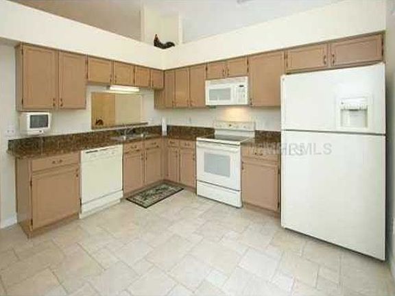 3rd image of 10626 Cherry Oak Cir
