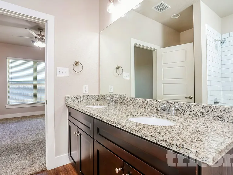 10304 Fort Teran Trl — Photo 11