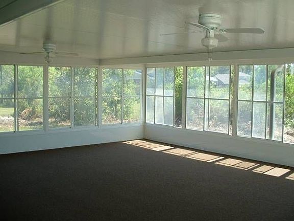 5th image of 2316 Shelby Ln