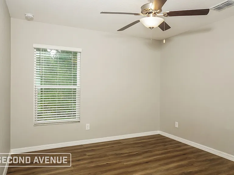 486 Hoffer St — Photo 15