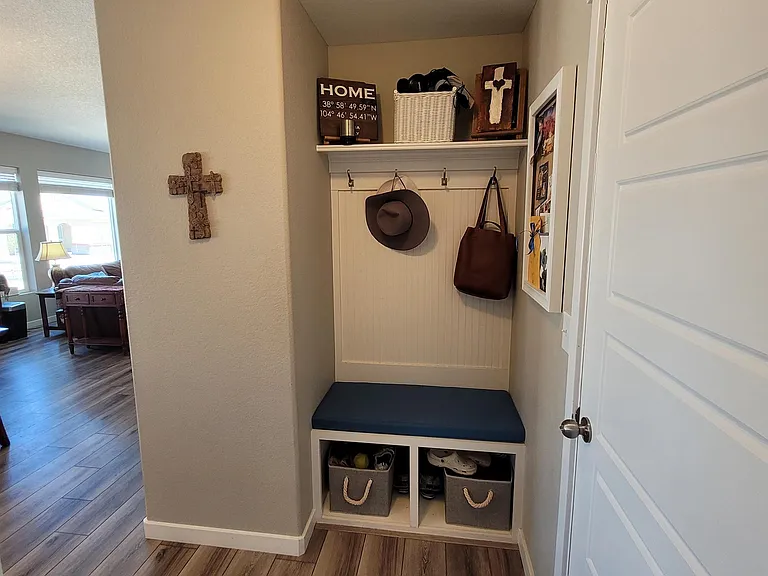 10135 Thrive Ln — Photo 10