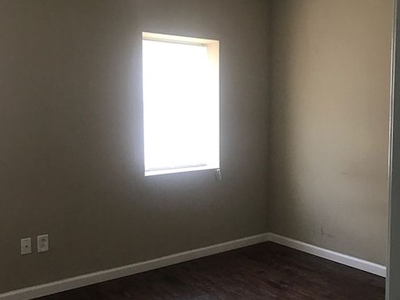 5th image of 2419 Frankford Ave Floor 2