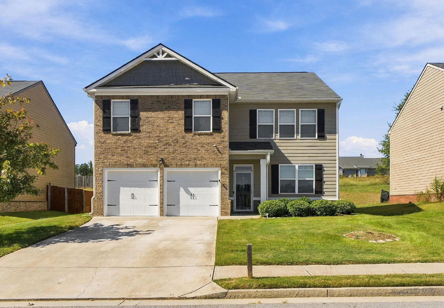 5 bed, 3.0 bath, 2533 sqft, $2,500 — Photo 1