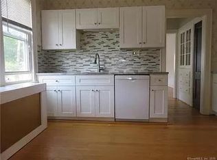 152 Dover Rd, West Hartford, CT 06119