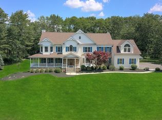 326 Mountain Rd, Lebanon, NJ 08833