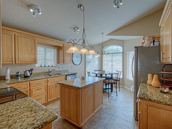 photo_51620064-1500x1000