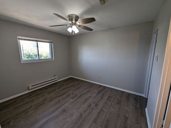 4th image of 3706 Greenwood Blvd #22