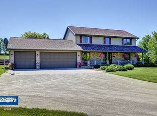 6479 Ledgetop Dr, Greenleaf, WI 54126