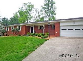 816 Crescent Ave, Parkersburg, WV 26104