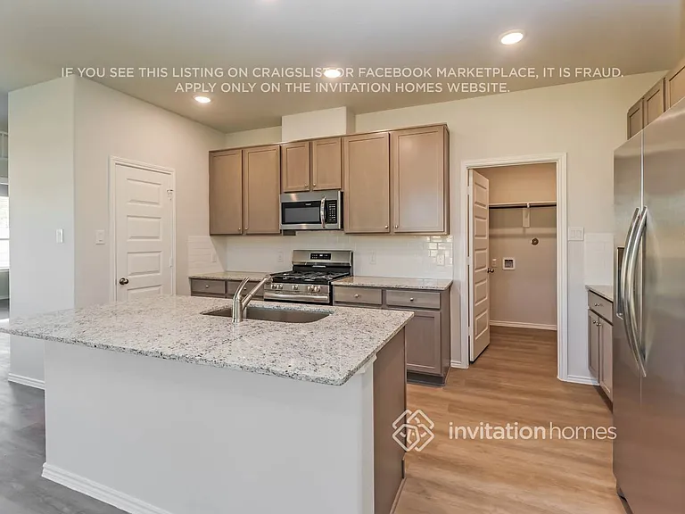 11679 Descent Dr — Photo 8