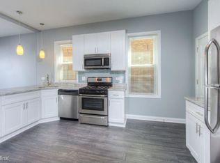1300 N Greenview Ave APT 2F, Chicago, IL 60642