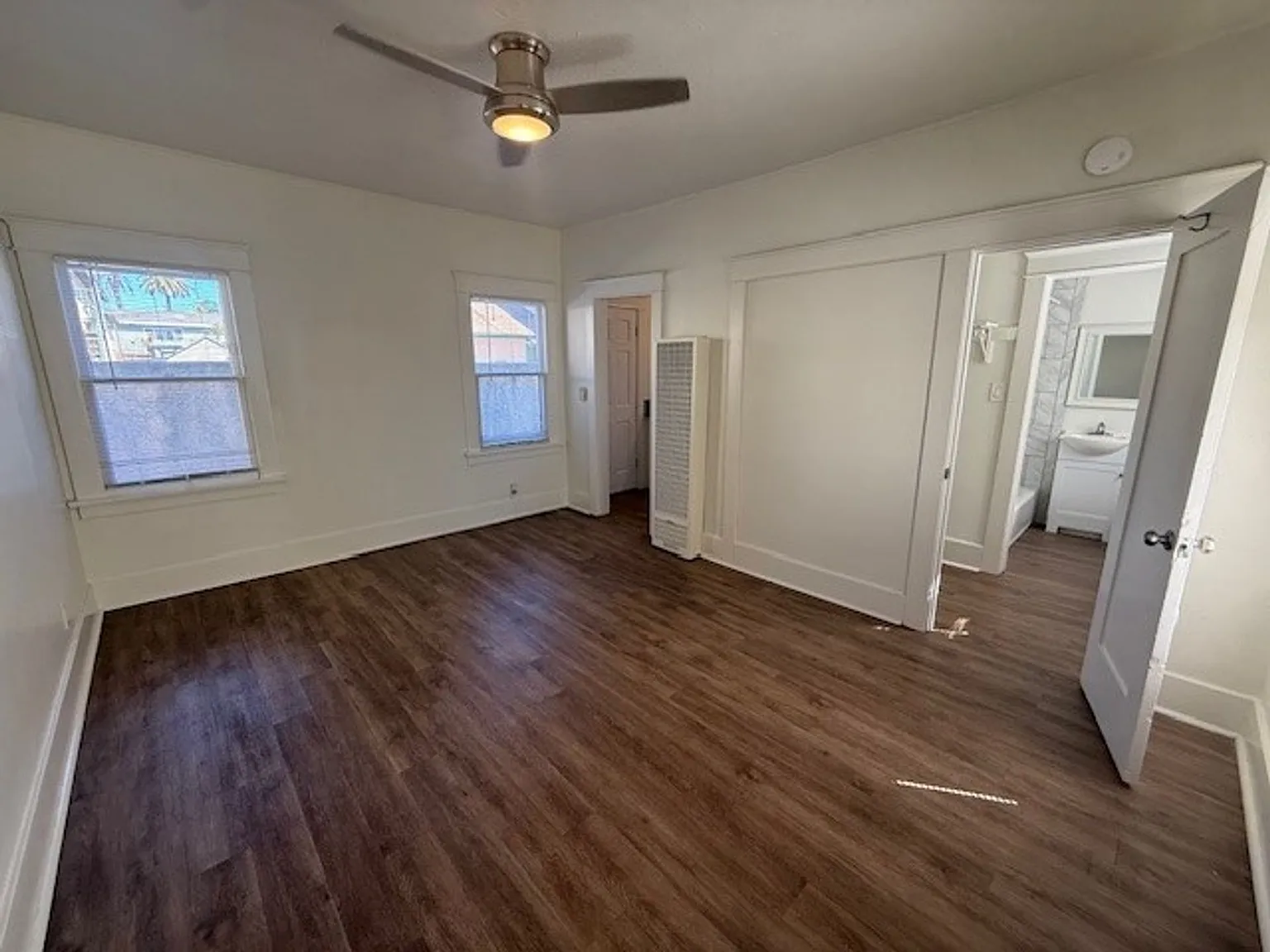 433 Ohio Ave — Photo 2