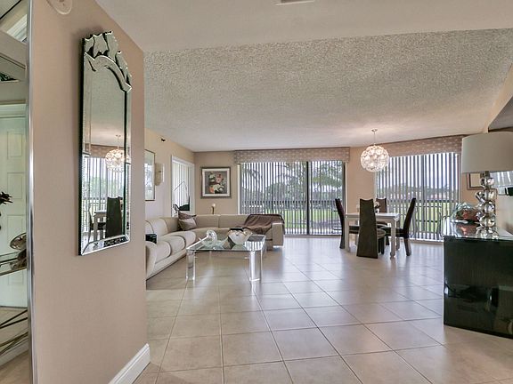 5th image of 5257 Fountains Dr S APT 204