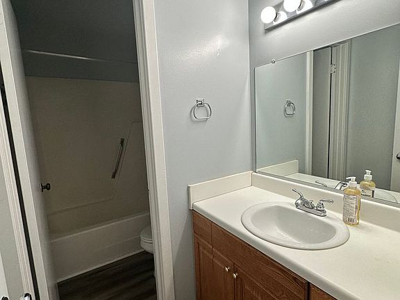 4th image of 1203 Jamestown Rd APT B3