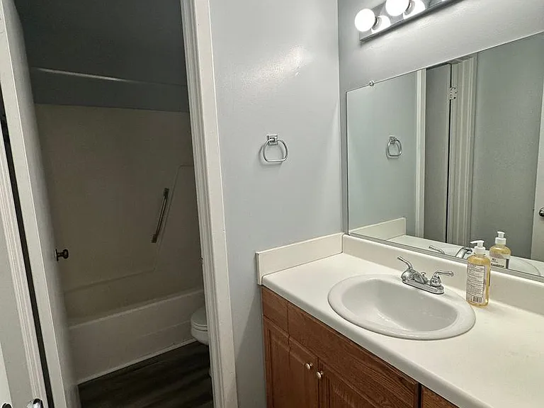 1203 Jamestown Rd #B3 — Photo 4