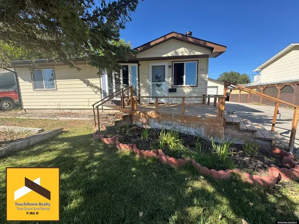 1426 E Pershing Ave, Riverton, WY 82501