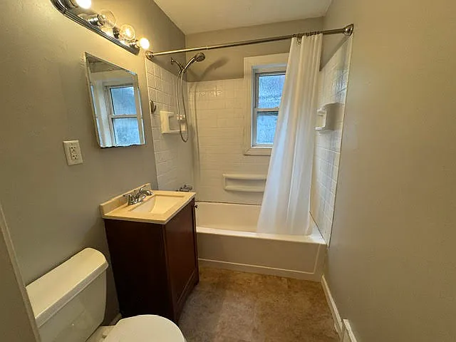 284 Main St #3 — Photo 9