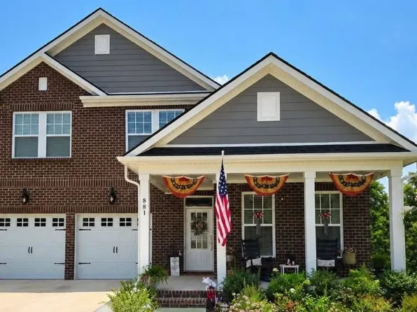 881 Nightingale Ave, Hendersonville, TN 37075