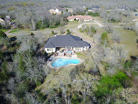 4th image of 4832 Williams Creek Dr