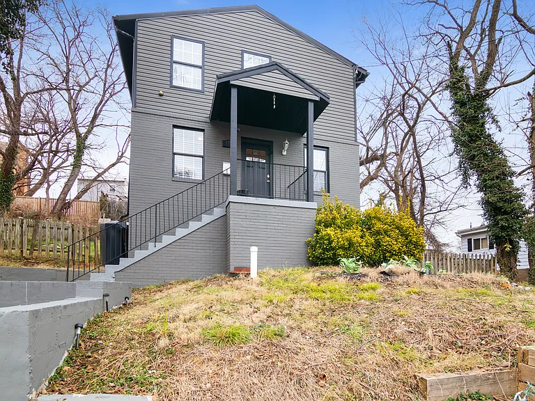 Jay St NE — Photo 1