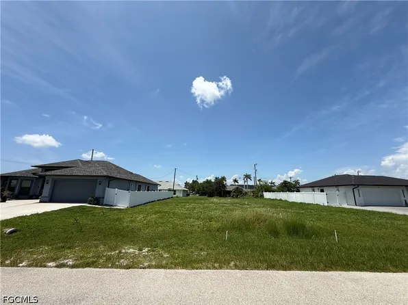 1621 SE 19th Ln, Cape Coral, FL 33990