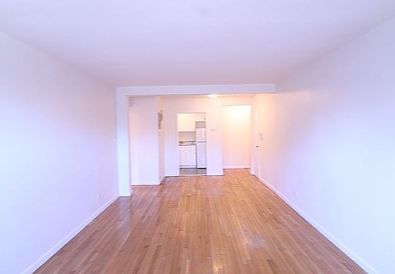 2nd image of 14345 Sanford Ave APT 210
