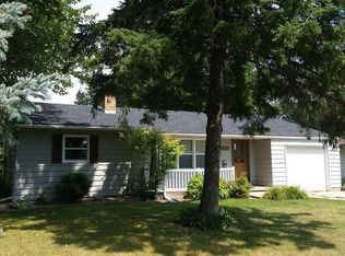 630 Wilson St, Sun Prairie, WI 53590