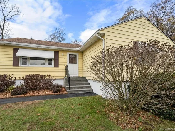 85 Deepwood Drive, Waterbury, CT 06708