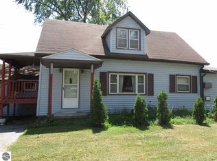 1114 Eastward St, Alma, MI 48801