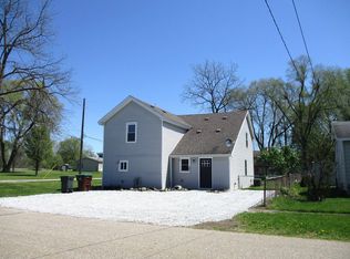 205 S High St, Bancroft, MI 48414