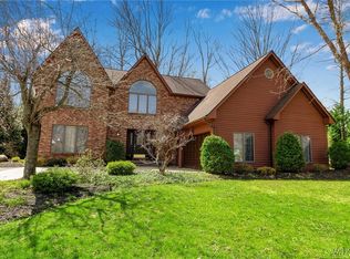 35 Hemlock Hill Rd, Orchard Park, NY 14127