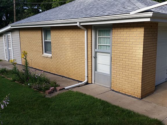5th image of 3806 Emiline St