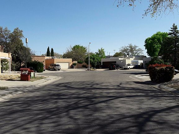 4th image of 4927 Oso Grande Ct NE