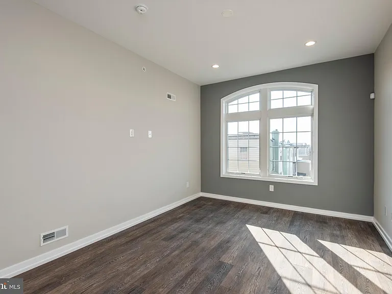 1340 S 13th St #3G — Photo 11