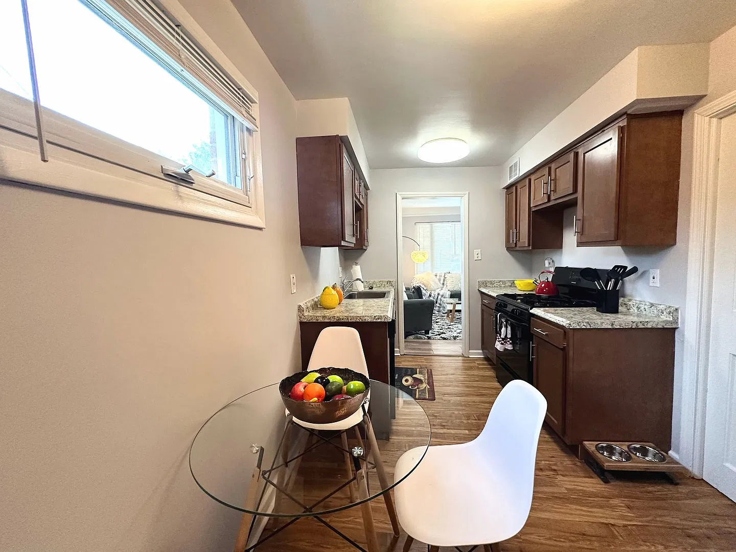 4 Bedroom Bungalow for Rent! Euclid, Ohio — Photo 3