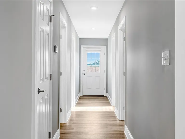 32 W 3rd Ave — Photo 18