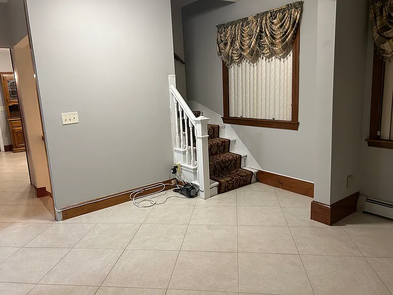 58 Maple St #2 — Photo 14