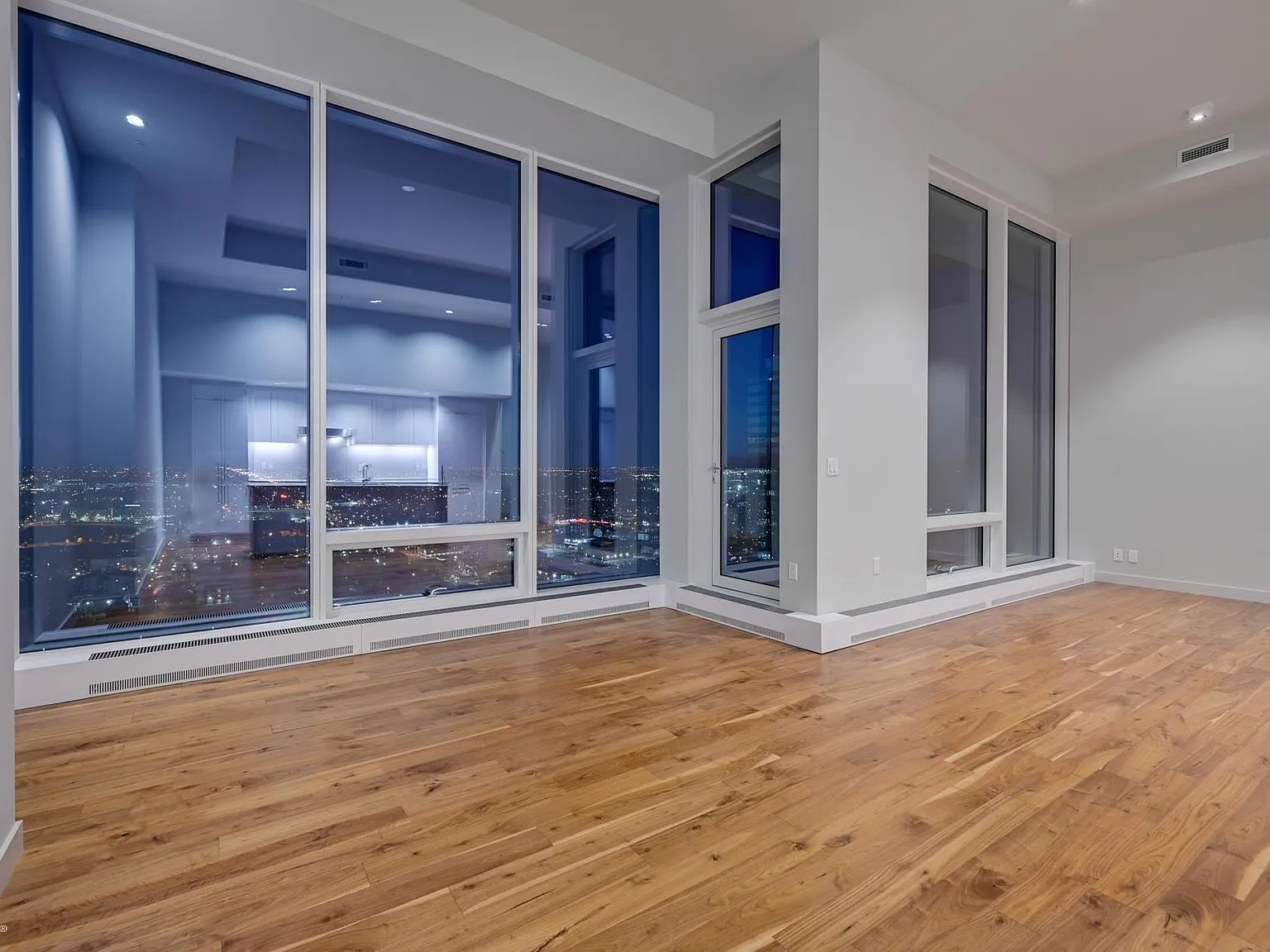 The Legends Private Residences — Photo 4