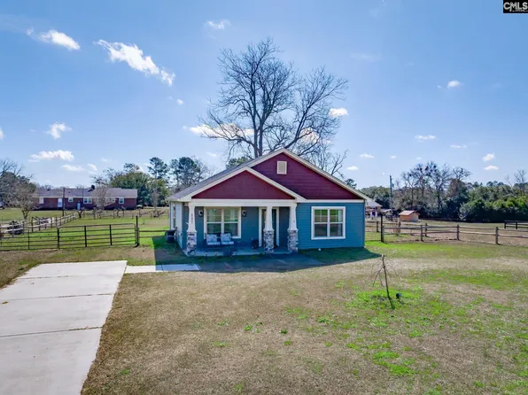 117 Cedar Ln, Saint Matthews, SC 29135