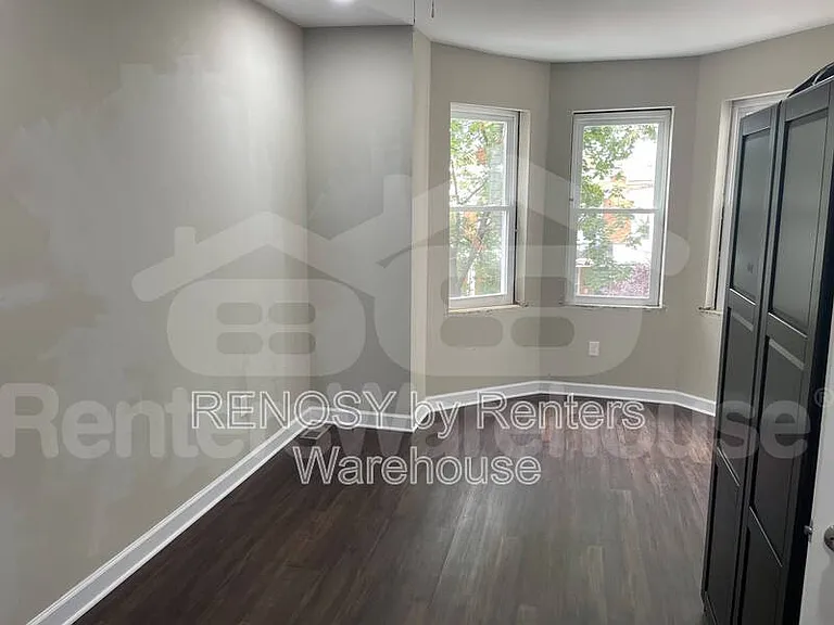815 Chauncey Ave — Photo 10