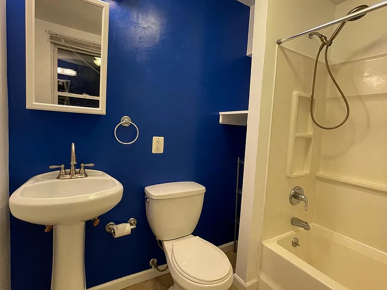 164 Kalos St — Photo 8