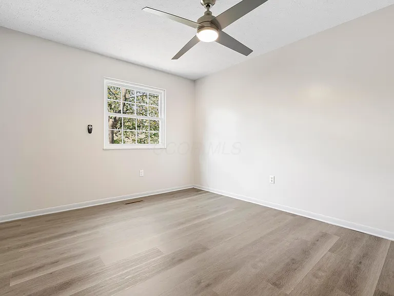 5175 Threshing Ct — Photo 10