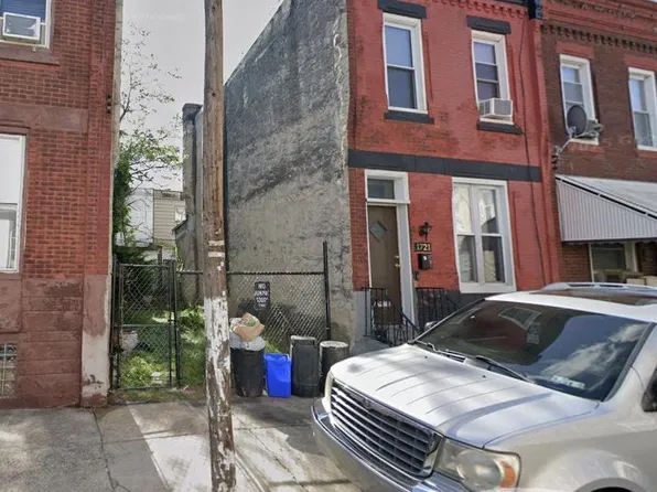 1723 N Dover St, Philadelphia, PA 19121