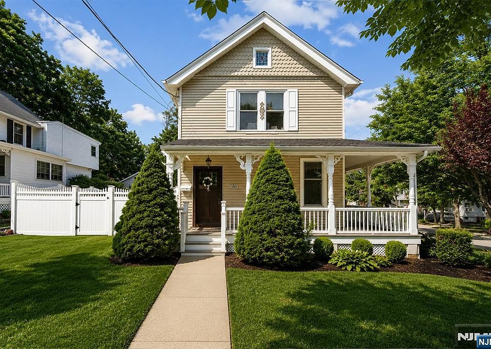 1st image of 308 Demarest Ave